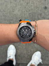 Cargar imagen en el visor de la galería, TECHNO ORANGE MAN